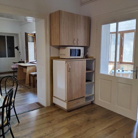 Apartament Zadora Haus Săcele Zewnętrze zdjęcie